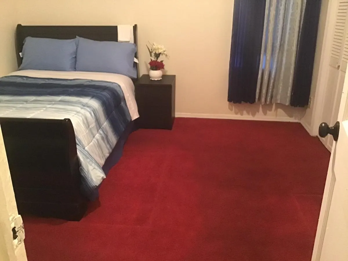 Guest House 5 Min. From Jfk Нью-Йорк 0*,  США